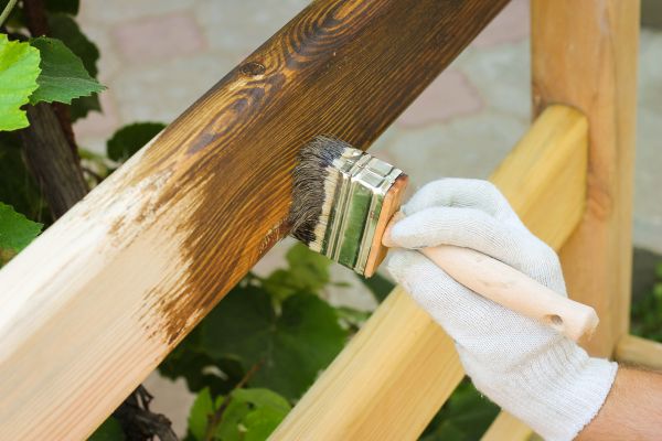 Rail Staining Service
