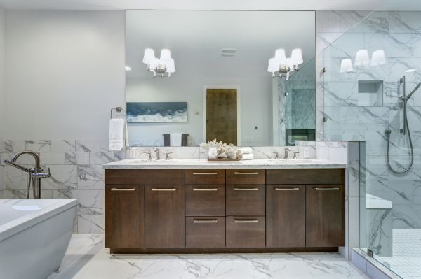 Bathroom Cabinet Resurfacing