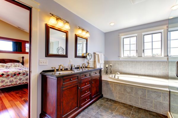 Wood Cabinet Refinishing